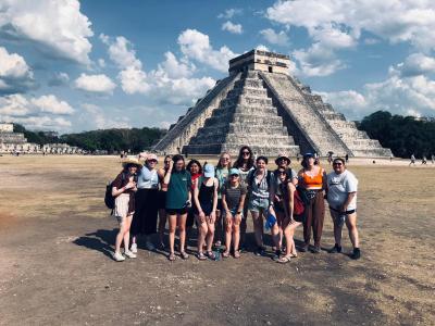 Students on Mexico trip